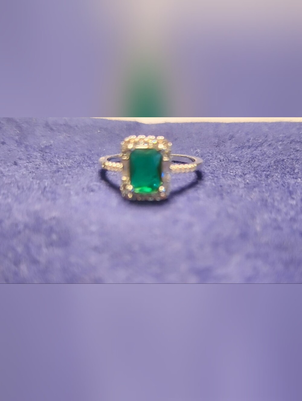 Womens Faux Emerald And Diamond Silver Ring. Size 9